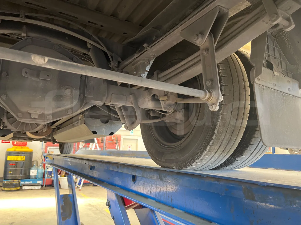 Iveco Daily 50C14N - EUR6 - 100kW - 7.729m - axle 3 left side