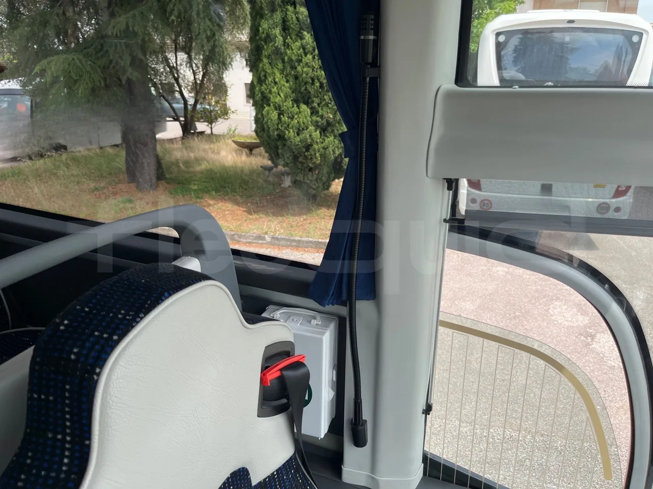 Irizar Daf - driver microphone accessories photo