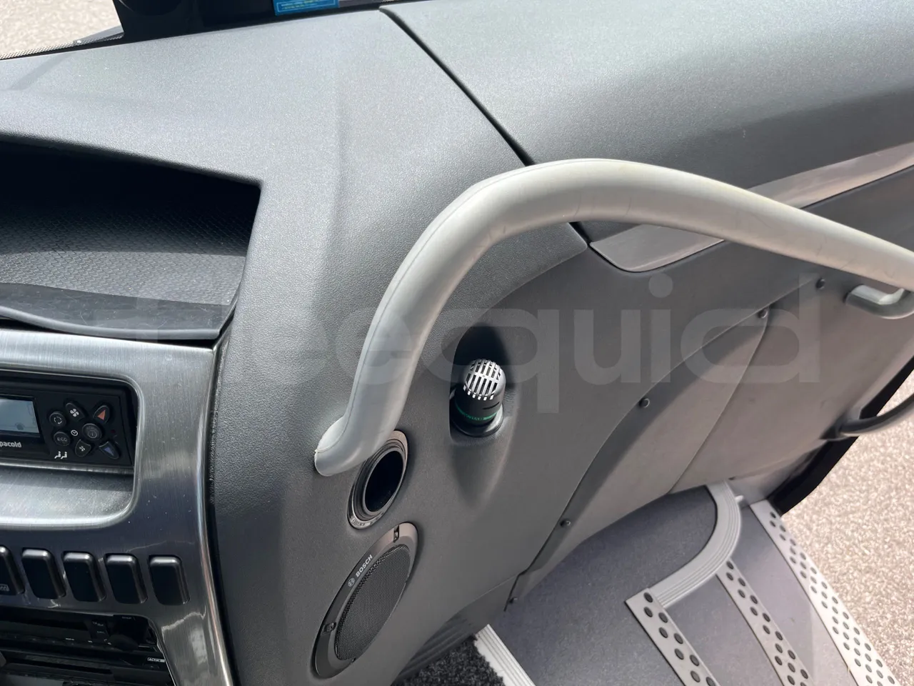 Irizar Daf - hostes microphone accessories photo