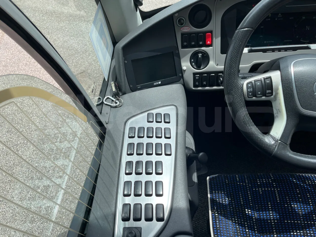 Irizar Daf - radio accessories photo
