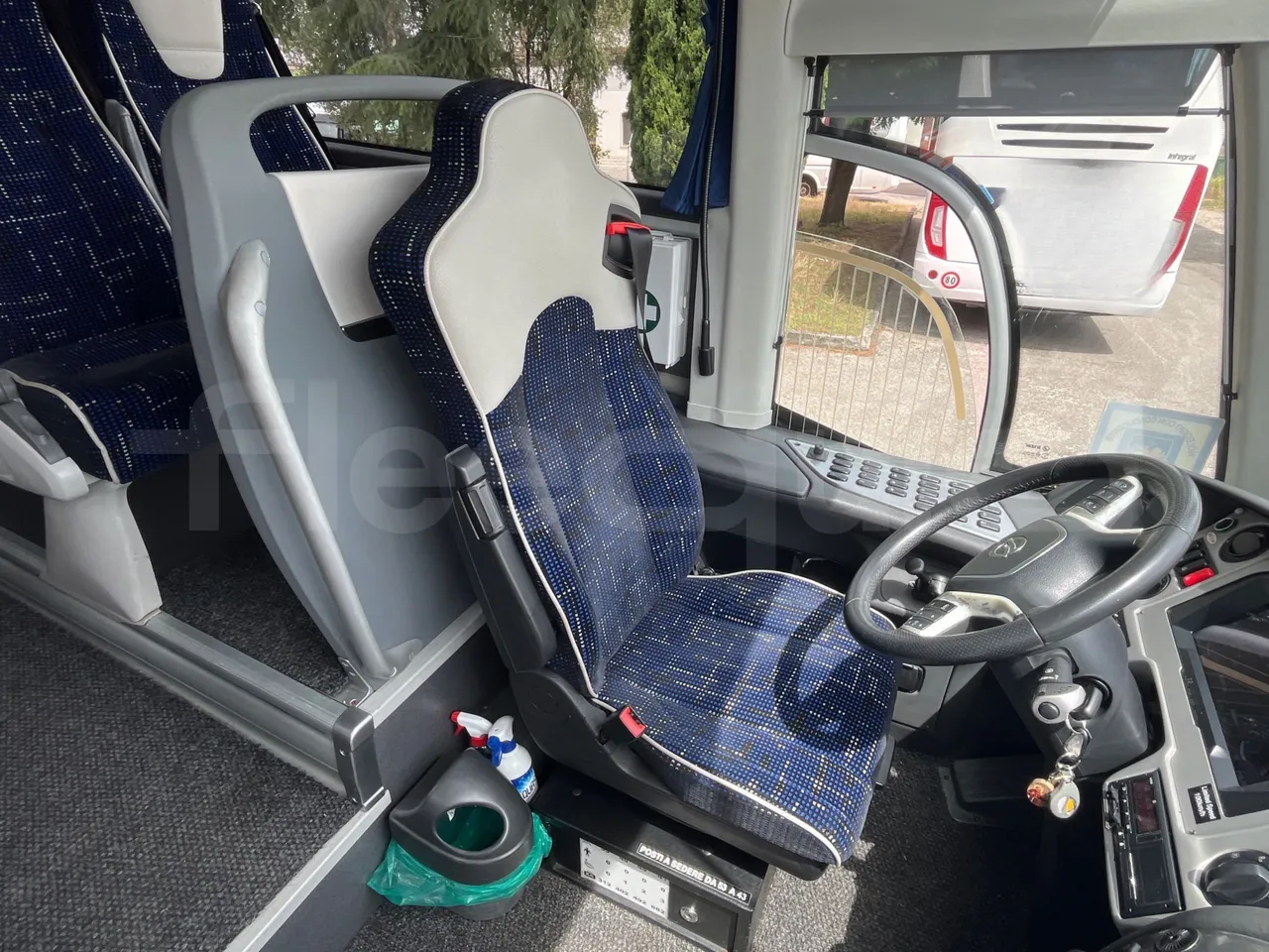 Irizar Daf - driver's seat photo