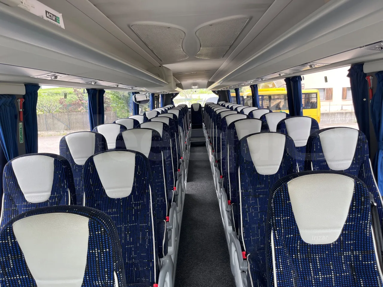 Irizar Daf - handrails photo