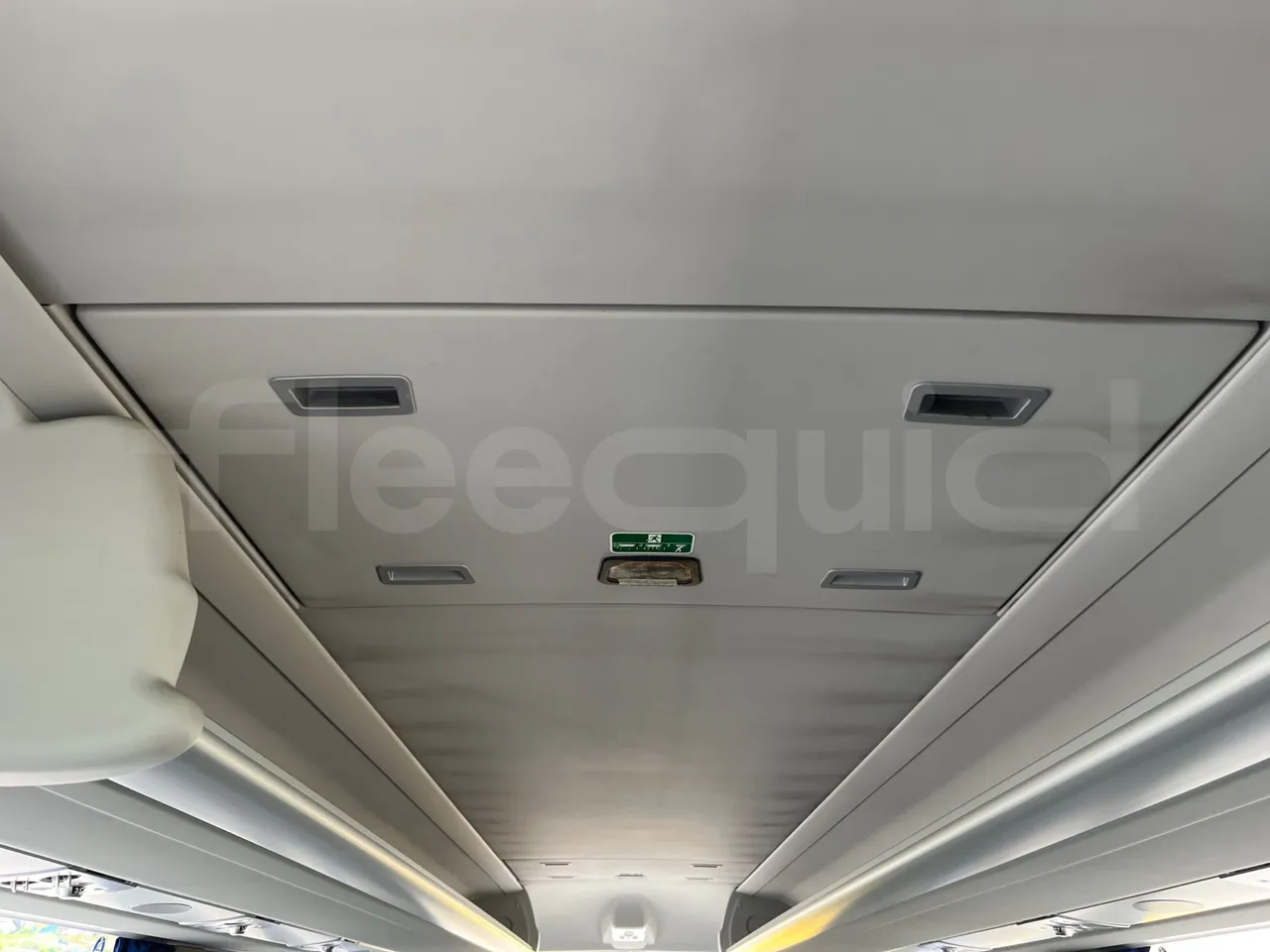 Irizar Daf - roof hatch 1