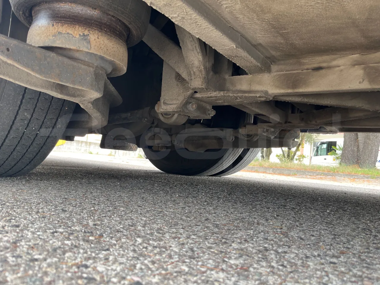 Irizar Daf - axle 3 left side