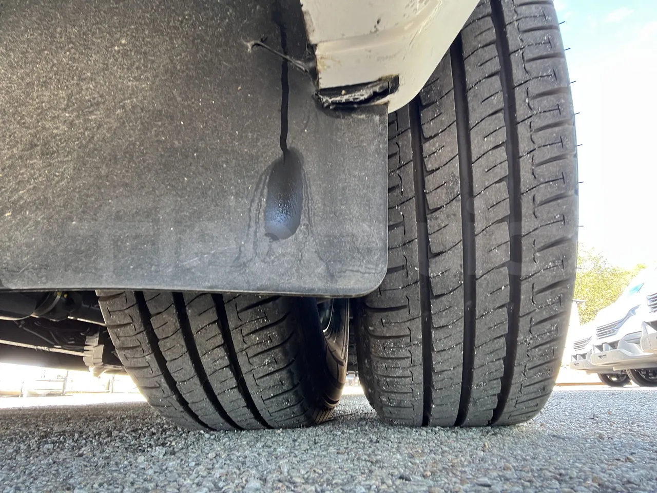 Iveco Daily - Second Axle Right Side: Tyre Tread