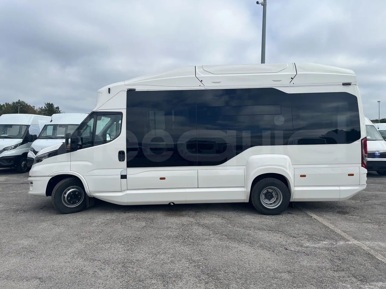 Iveco Daily - Left Side