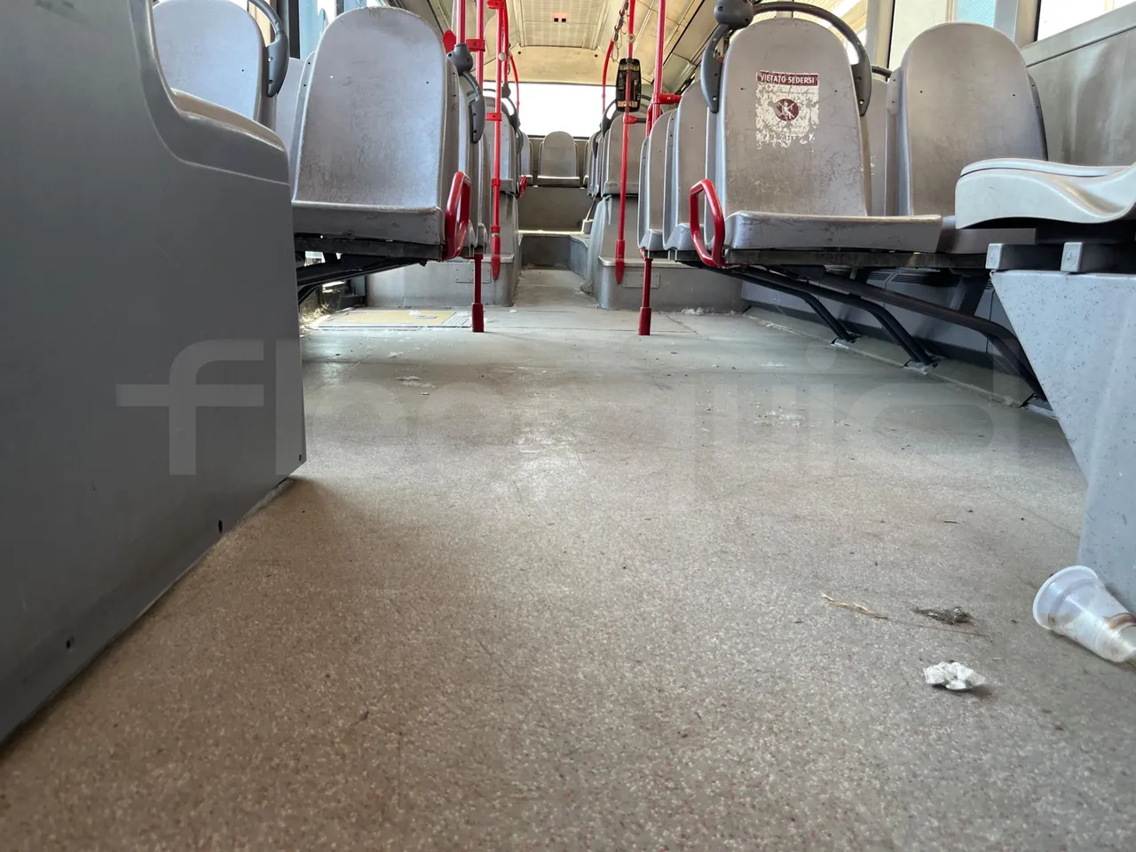 Mercedes-Benz Citaro O 530 /S93/AC-2/E3 Euro 3 12 M 205kw - seat brackets photo