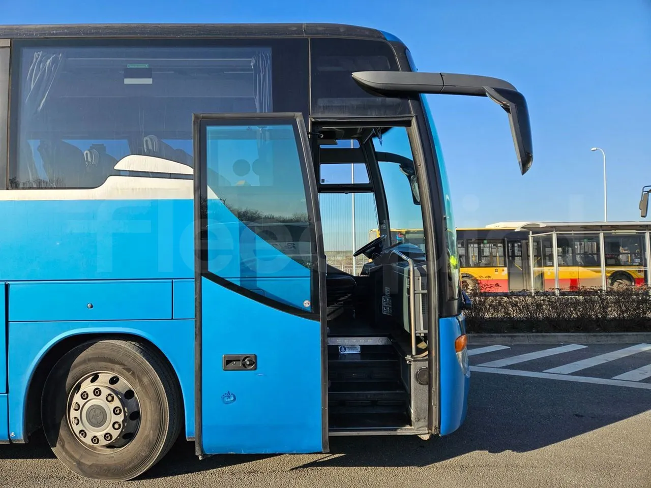 Setra S416 GT-HD/2 - EUR5 - 315kW - 13.020m - front door 1 open