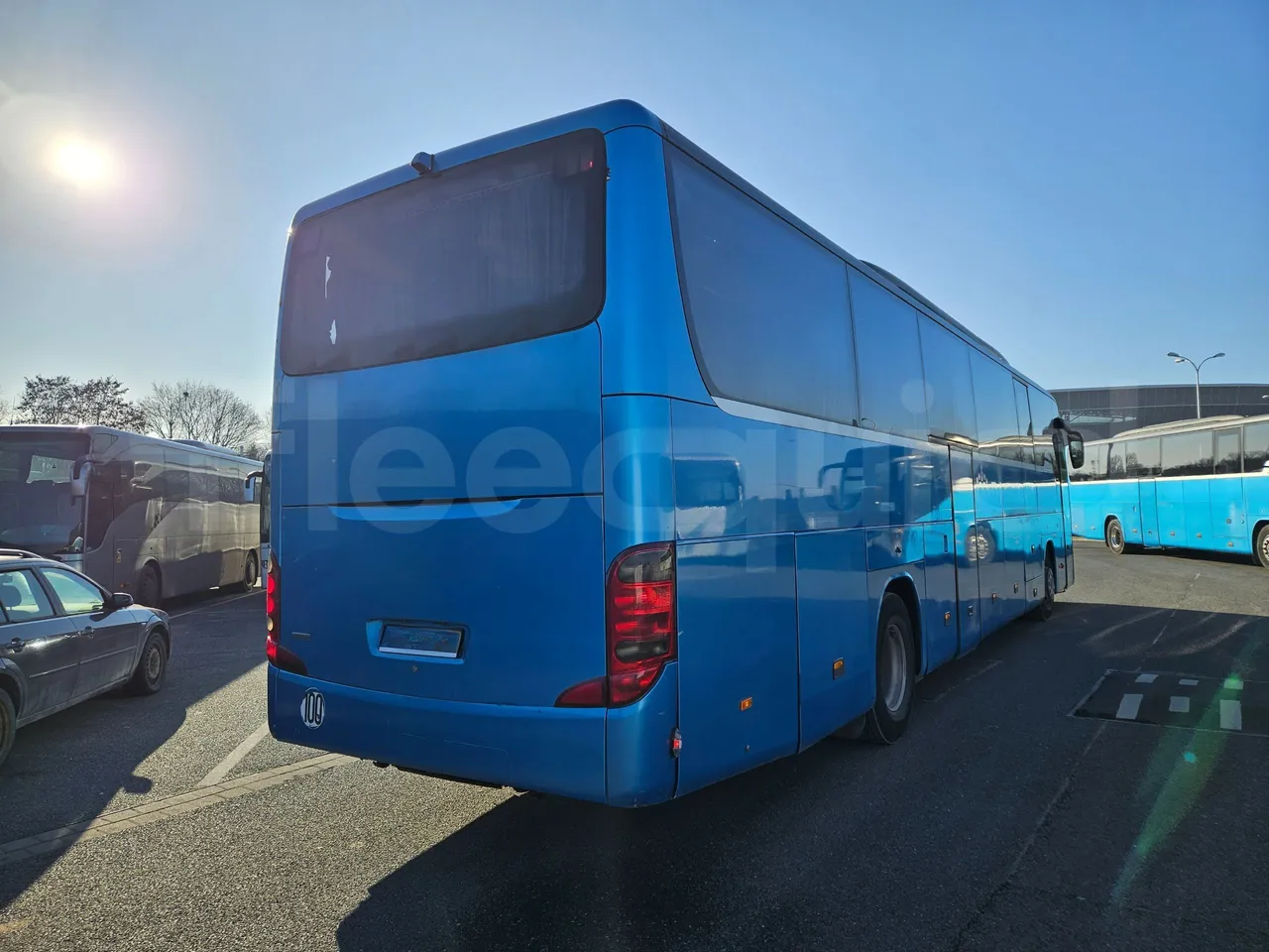 Setra S416 GT-HD/2 - EUR5 - 315kW - 13.020m - 3/4 right rear doors closed