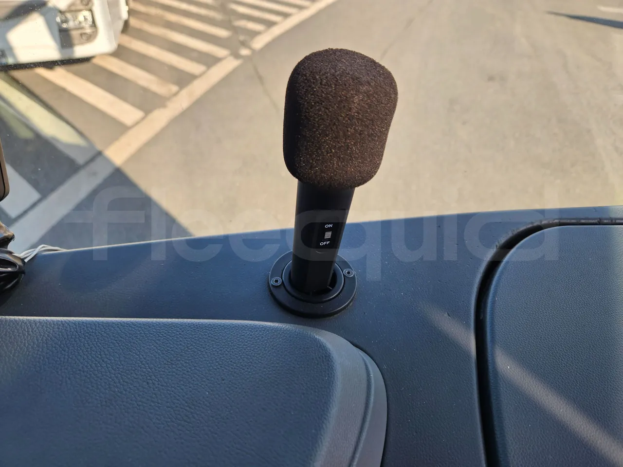 Setra S416 GT-HD/2 - EUR5 - 315kW - 13.020m - hostes microphone accessories photo
