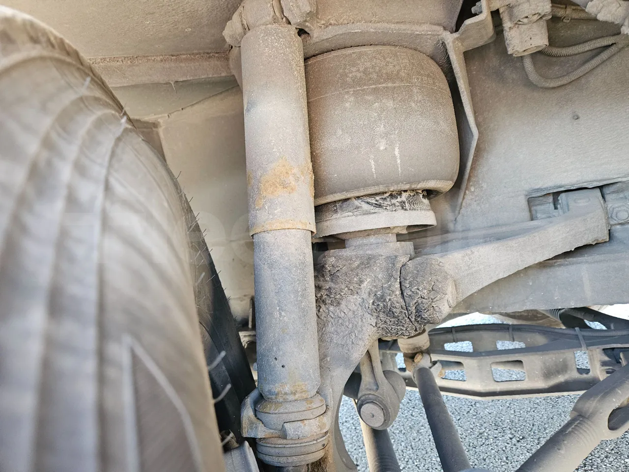 Setra S416 GT-HD/2 - EUR5 - 315kW - 13.020m - front shock absorbers right