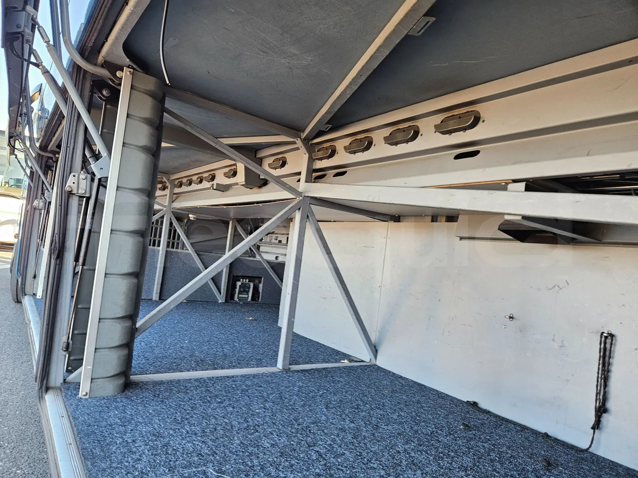 Setra S416 GT-HD/2 - EUR5 - 315kW - 13.020m - internal frame rust check