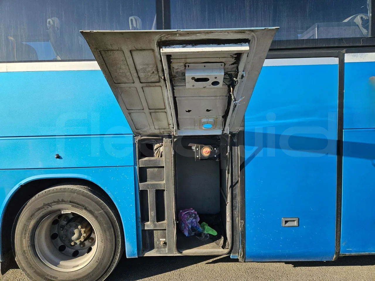 Setra S416 GT-HD/2 - EUR5 - 315kW - 13.020m - platform open photo