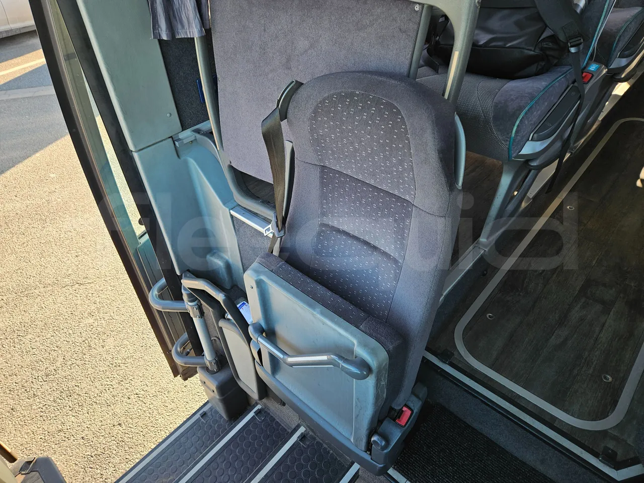 Setra S416 GT-HD/2 - EUR5 - 315kW - 13.020m - hostess seat photo