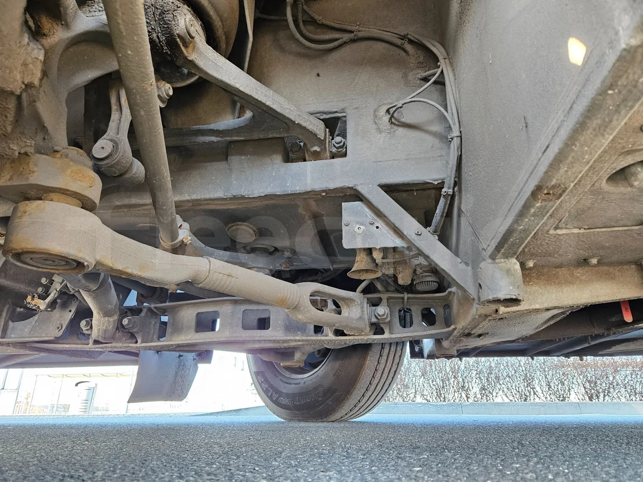 Setra S416 GT-HD/2 - EUR5 - 315kW - 13.020m - front axle right side