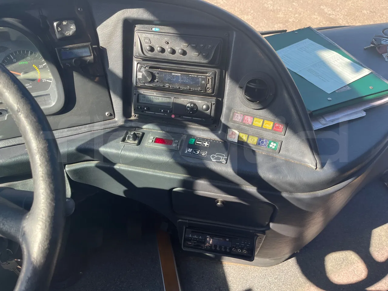 Mercedes-Benz OC 500 RF 	1842 - Euro4 - 315kW - 13mt - radio accessories photo