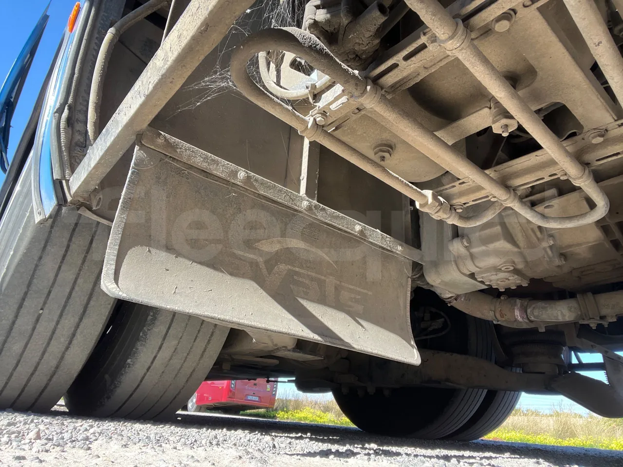 Mercedes-Benz OC 500 RF 	1842 - Euro4 - 315kW - 13mt - axel 2 air springs 1 left