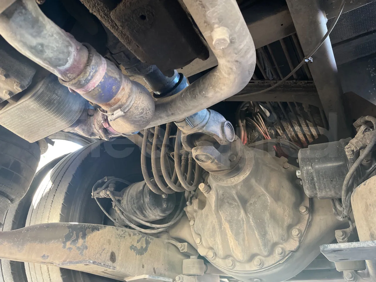 Mercedes-Benz OC 500 RF 	1842 - Euro4 - 315kW - 13mt - bellows turntable (18m)