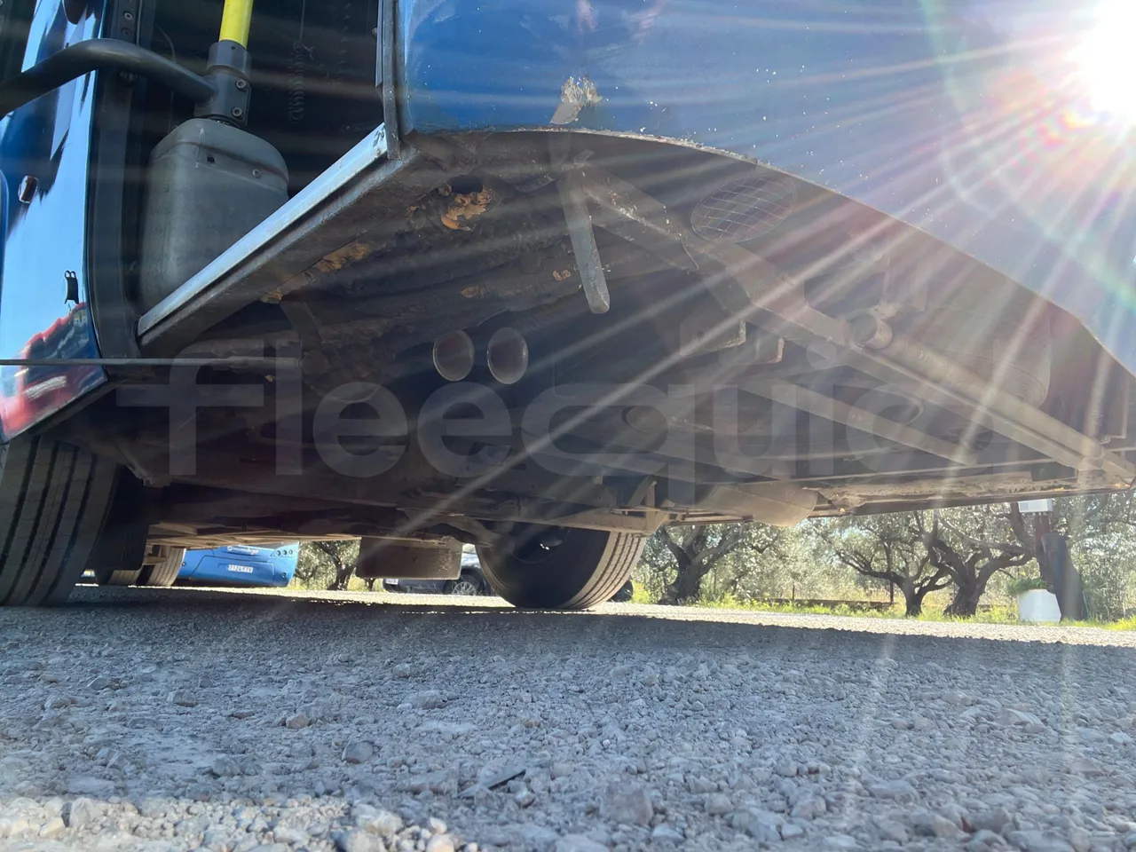 Mercedes-Benz OC 500 RF 	1842 - Euro4 - 315kW - 13mt - front air springs right