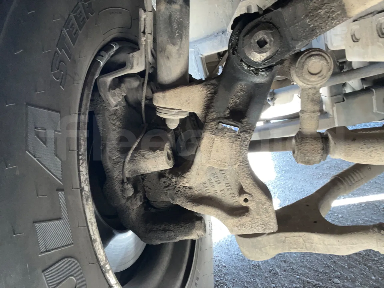 Mercedes-Benz OC 500 RF 	1842 - Euro4 - 315kW - 13mt - front brake calipers left