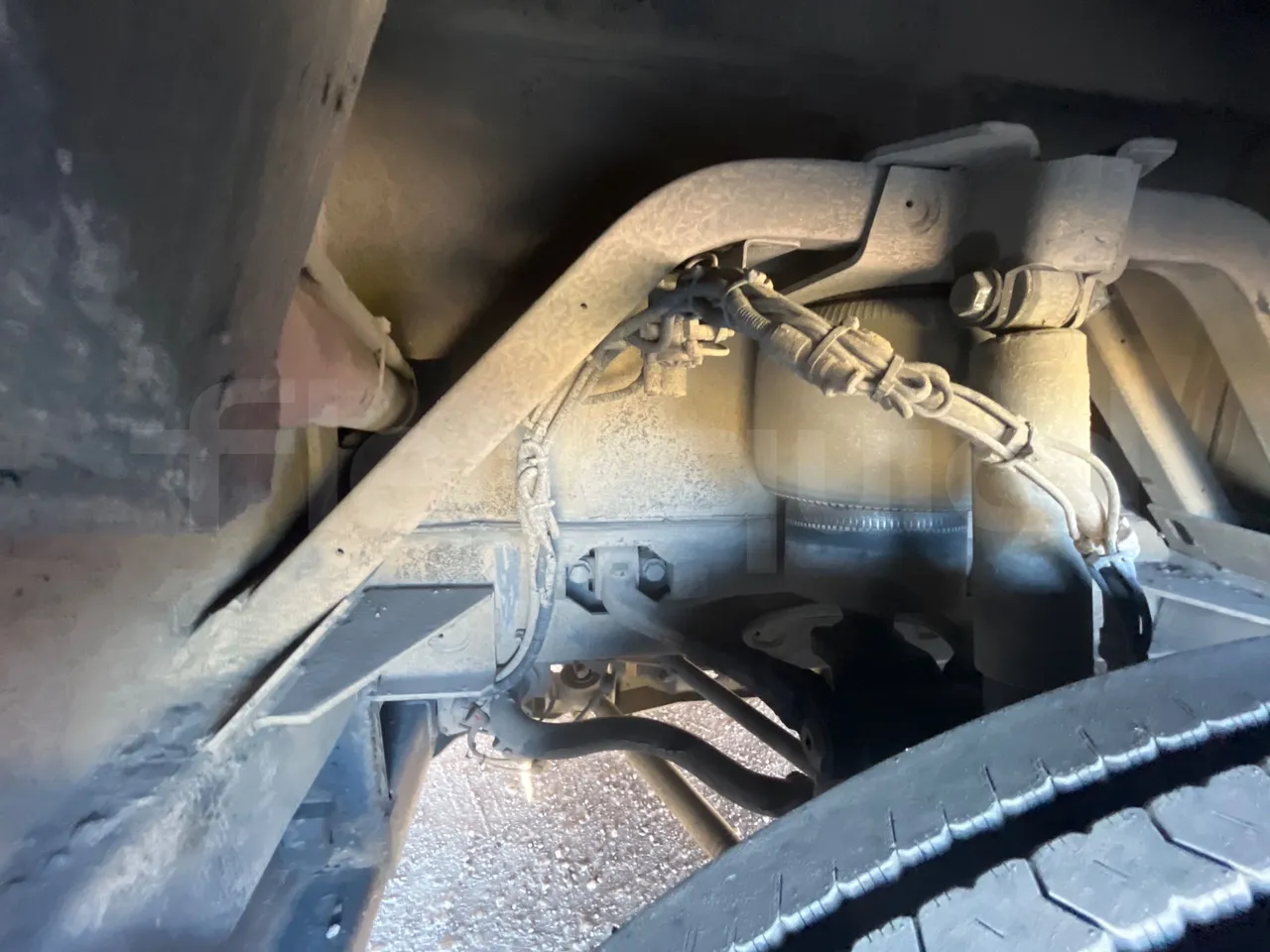 Mercedes-Benz OC 500 RF 	1842 - Euro4 - 315kW - 13mt - front brake calipers right