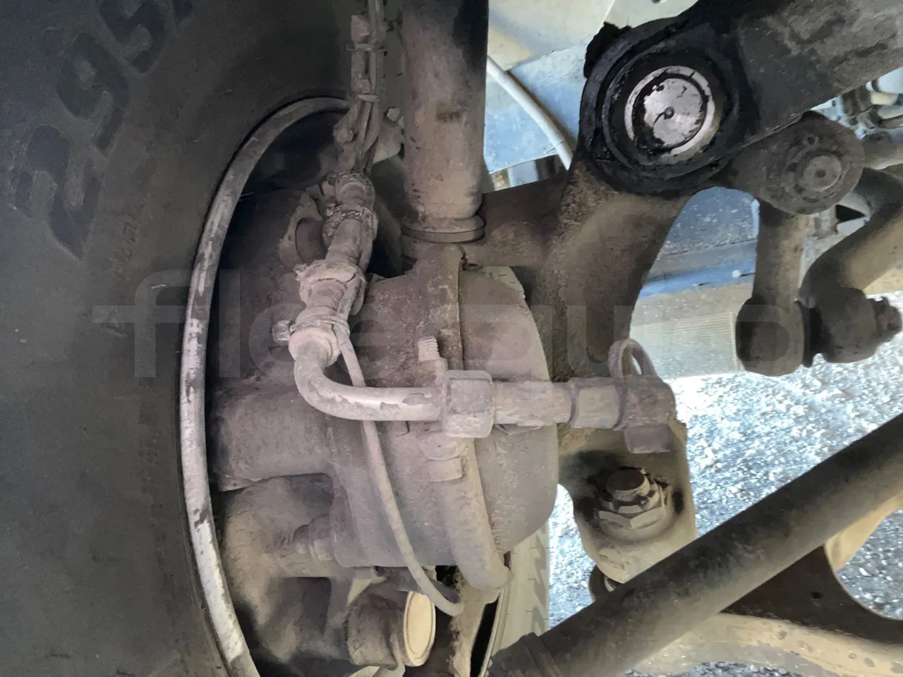 Mercedes-Benz OC 500 RF 	1842 - Euro4 - 315kW - 13mt - front discs right