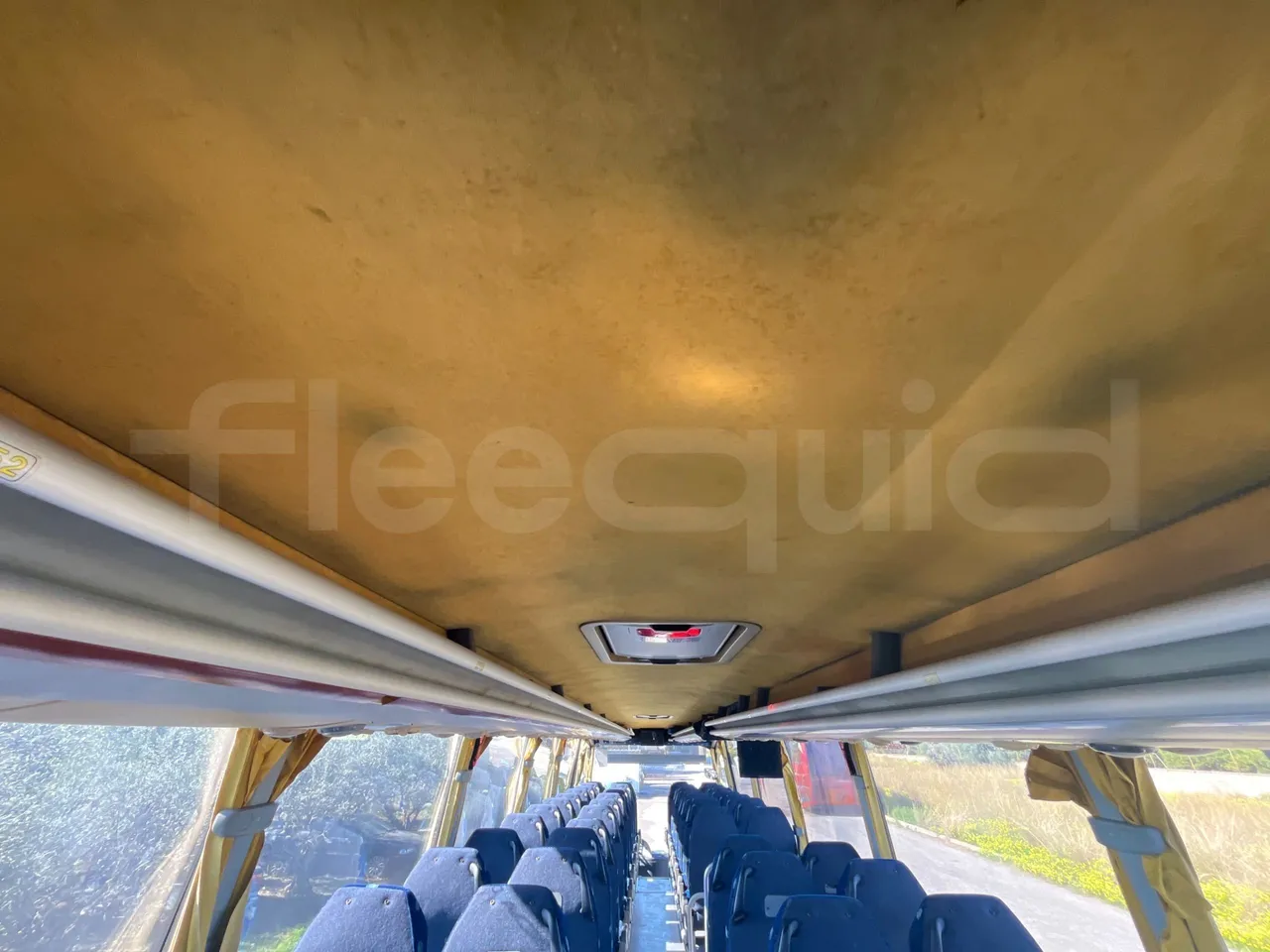 Mercedes-Benz OC 500 RF 	1842 - Euro4 - 315kW - 13mt - overhead compartments photo
