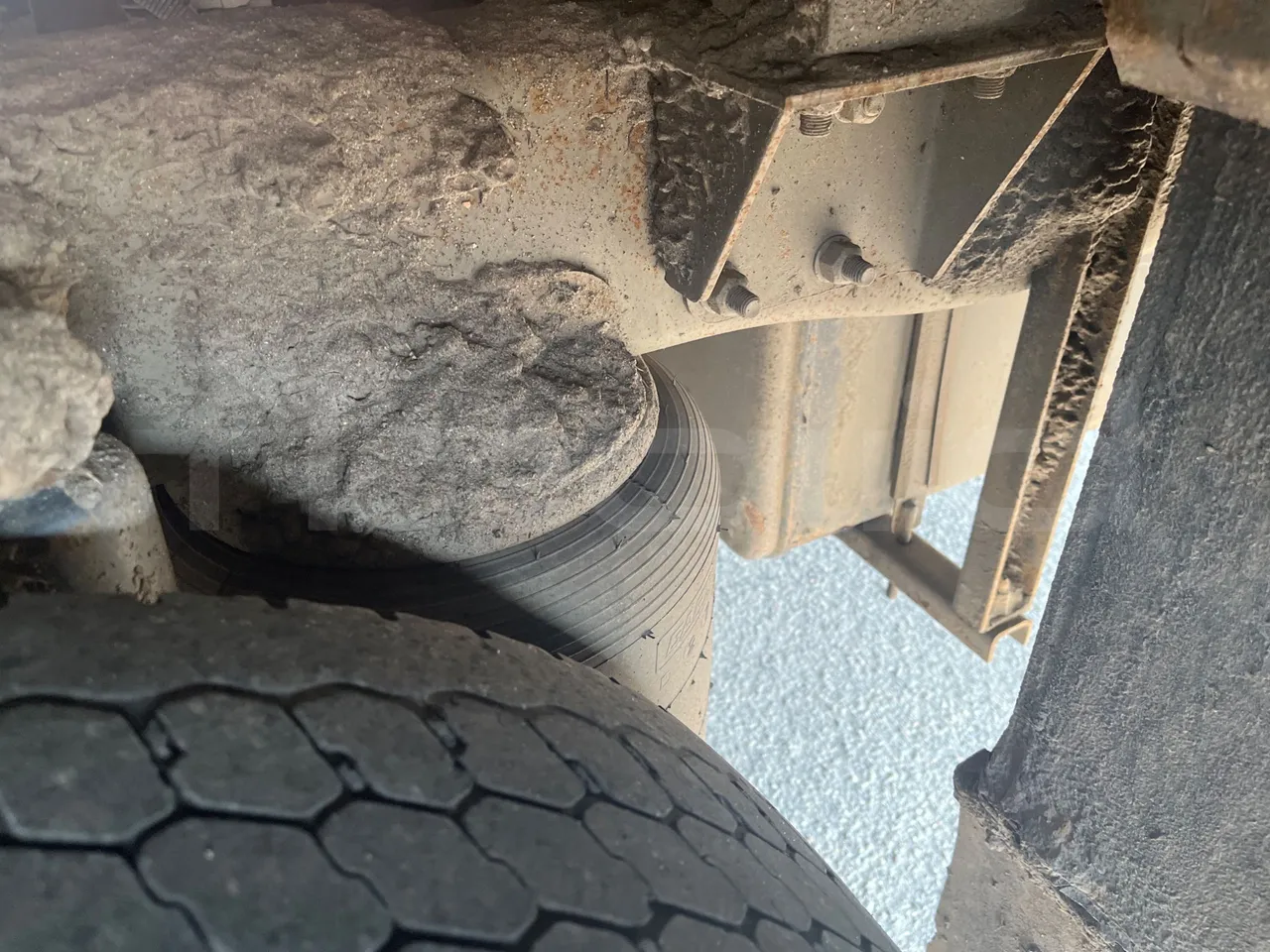 Isuzu Turquoise Anadolu - Euro5 - 140kW - 7.670mt - axel 2 air springs 2 right