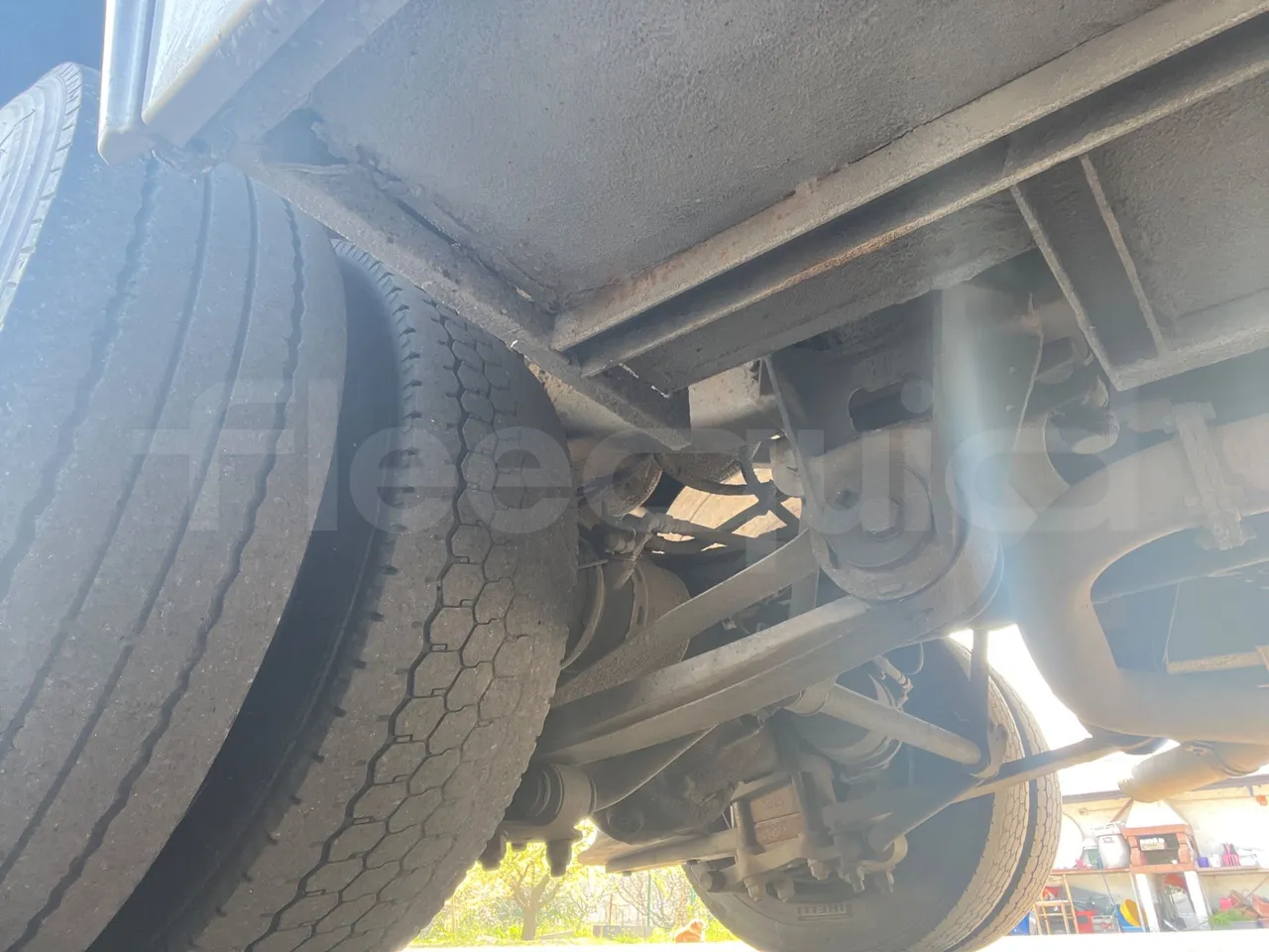 Isuzu Turquoise Anadolu - Euro5 - 140kW - 7.670mt - axel 3 caliper brakes right