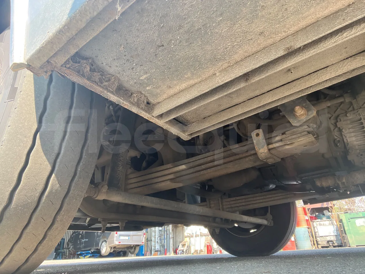 Isuzu Turquoise Anadolu - Euro5 - 140kW - 7.670mt - axle 2 discs right