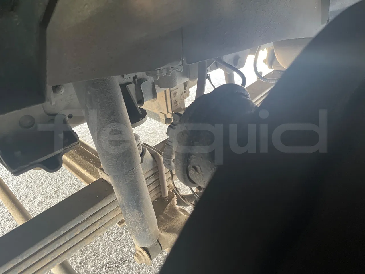 Isuzu Turquoise Anadolu - Euro5 - 140kW - 7.670mt - front brake calipers right