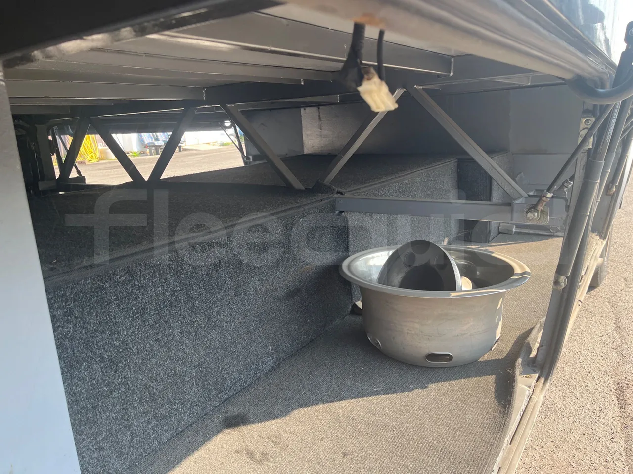 Isuzu Turquoise Anadolu - Euro5 - 140kW - 7.670mt - internal frame rust check