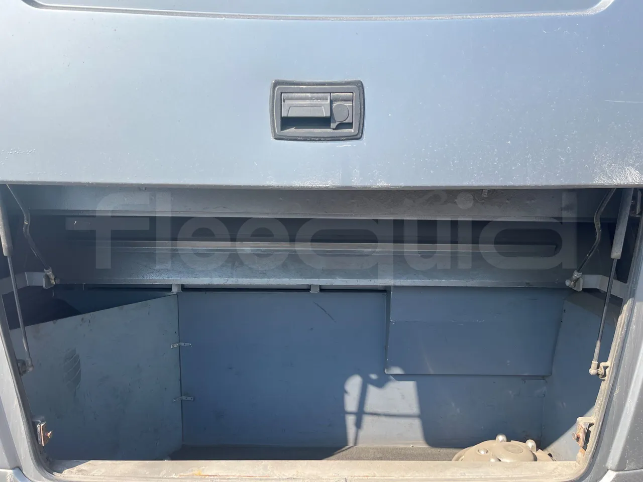Isuzu Turquoise Anadolu - Euro5 - 140kW - 7.670mt - rear hatch open