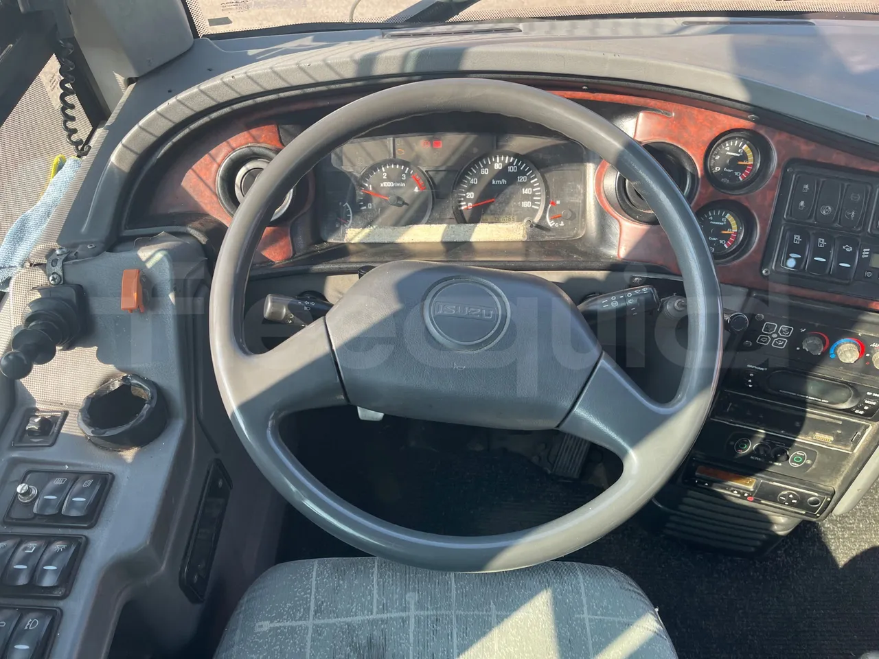 Isuzu Turquoise Anadolu - Euro5 - 140kW - 7.670mt - steering wheel photo