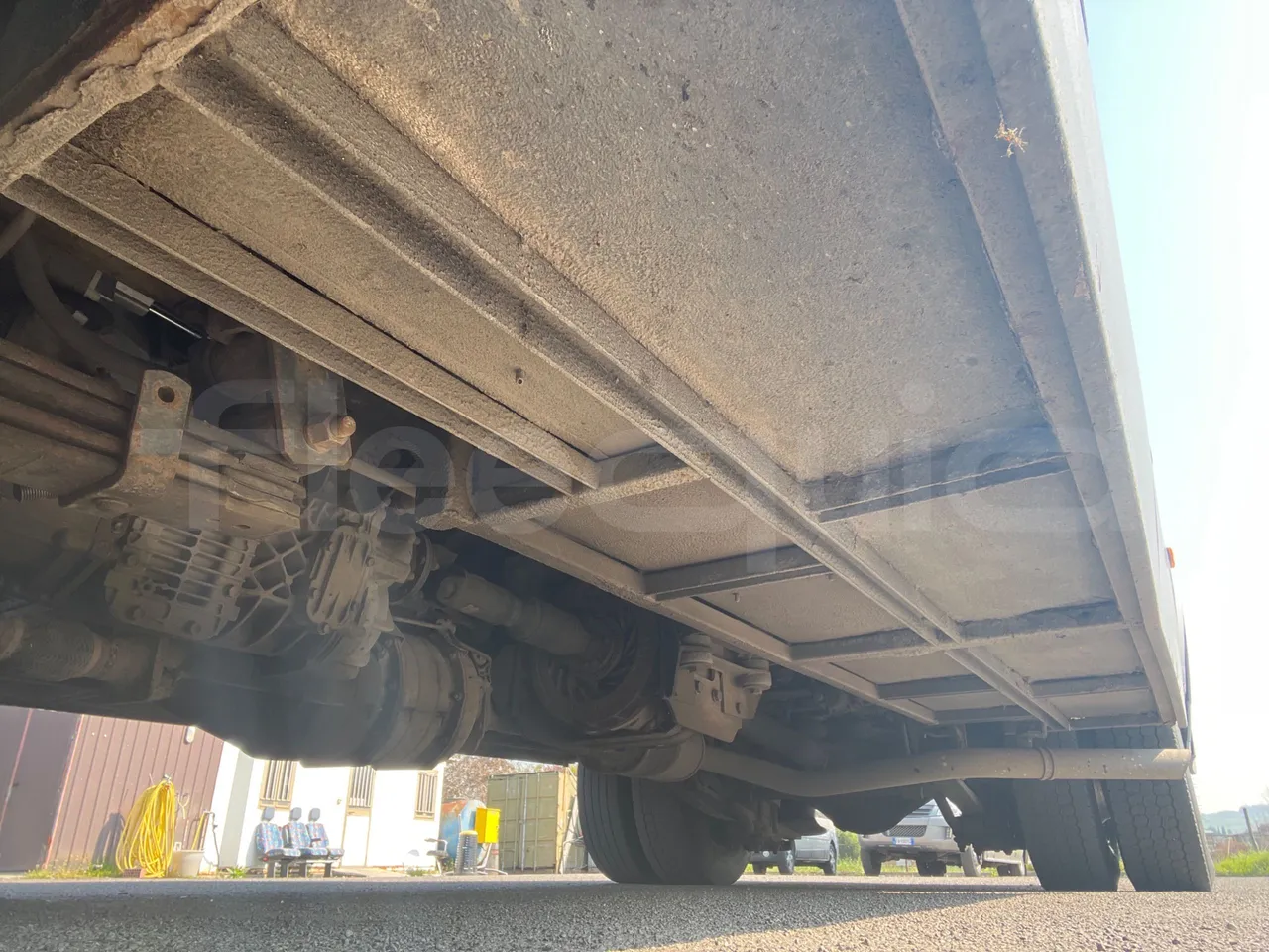 Isuzu Turquoise Anadolu - Euro5 - 140kW - 7.670mt - central undercarriage photo