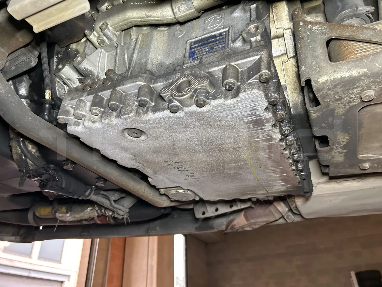 Mercedes-Benz O 530 G- 3P - Euro5 - 260kW - 17.940mt - gearbox photo