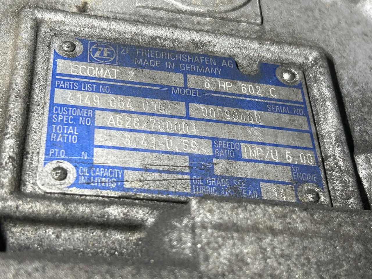 Mercedes-Benz O 530 G- 3P - Euro5 - 260kW - 17.940mt - gearbox plate photo