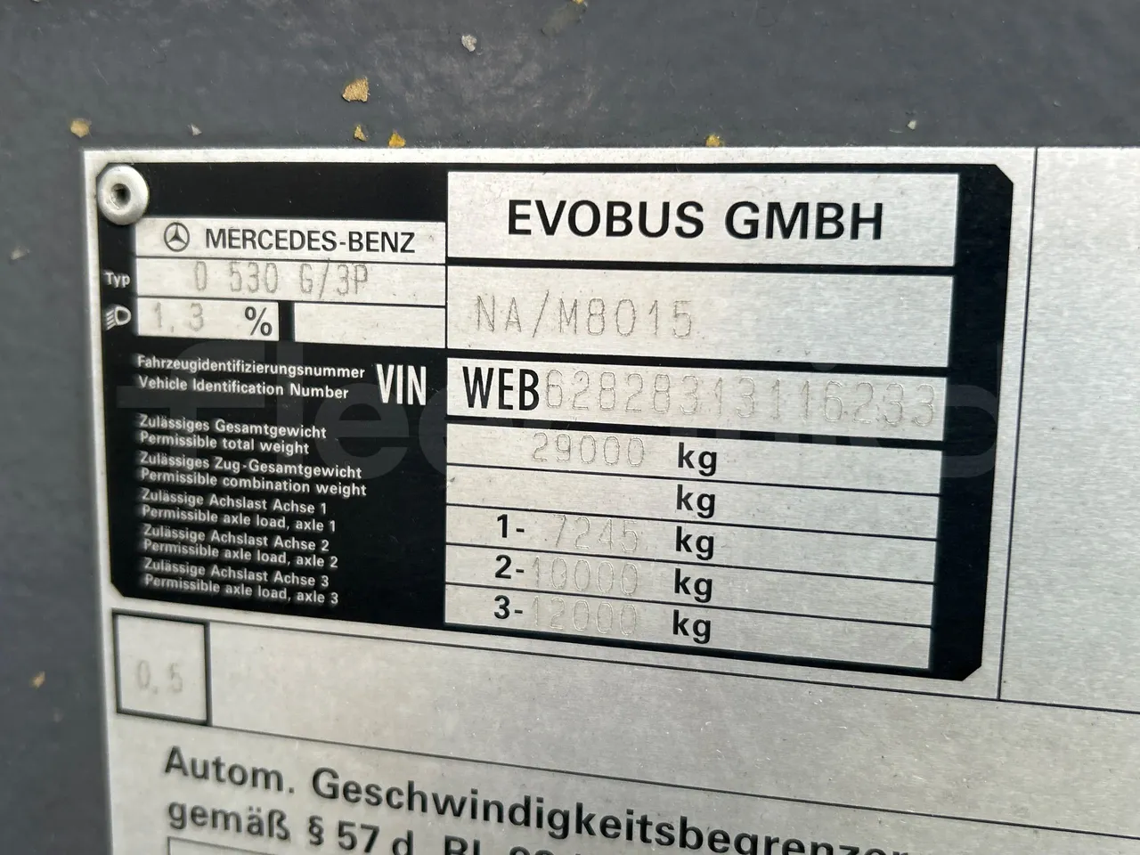 Mercedes-Benz O 530 G- 3P - Euro5 - 260kW - 17.940mt - vehicle plate photo