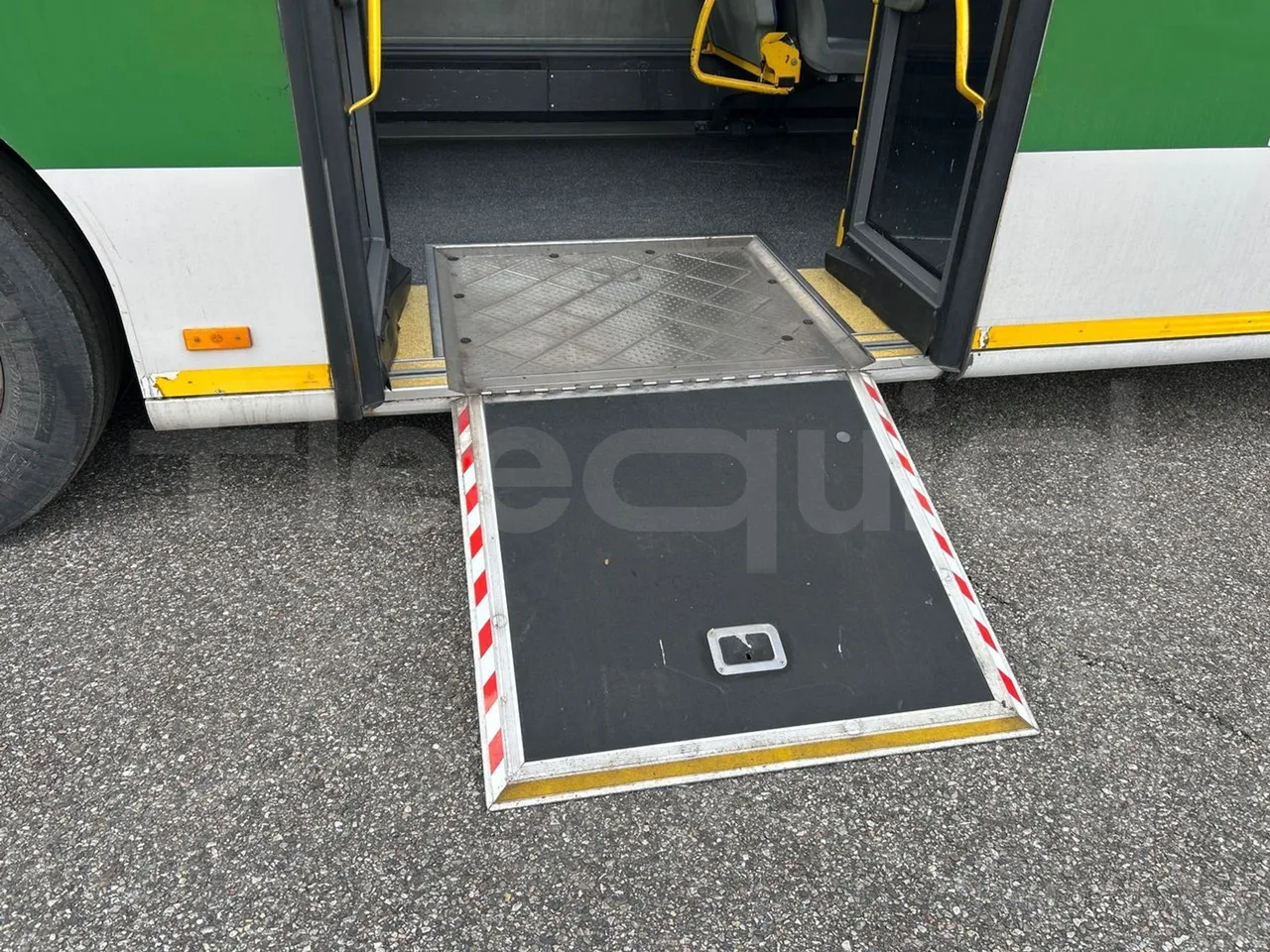 Mercedes-Benz O 530 G- 3P - Euro5 - 260kW - 17.940mt - platform open photo