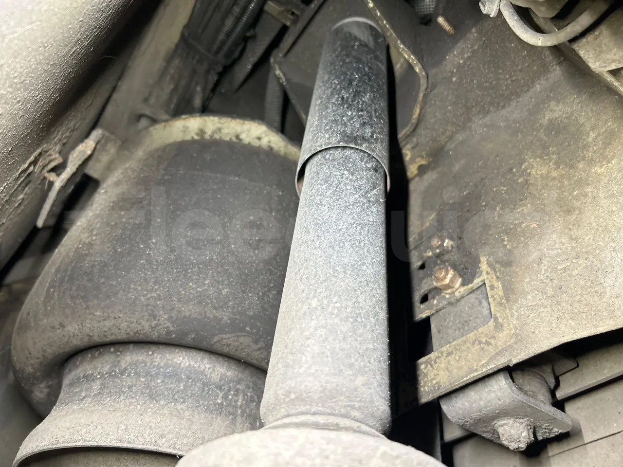 Mercedes-Benz O 530 G- 3P - Euro5 - 260kW - 17.940mt - axle 3 air springs 1 left