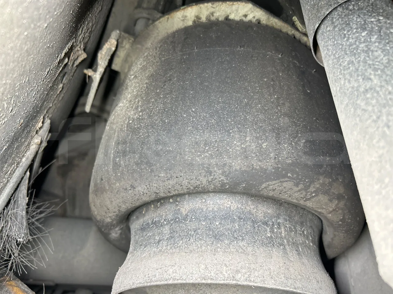 Mercedes-Benz O 530 G- 3P - Euro5 - 260kW - 17.940mt - axle 3 air springs 2 left