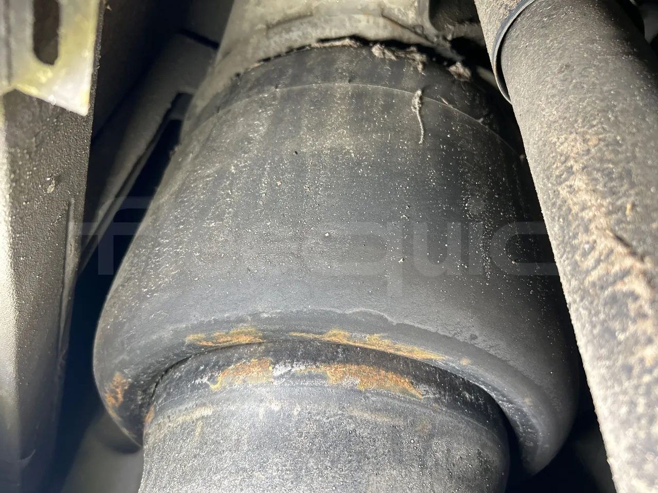 Mercedes-Benz O 530 G- 3P - Euro5 - 260kW - 17.940mt - axel 3 shock absorbers 2 left