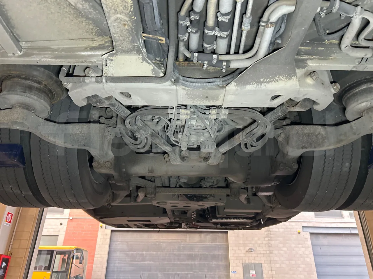 Mercedes-Benz O 530 G- 3P - Euro5 - 260kW - 17.940mt - axle 3 central