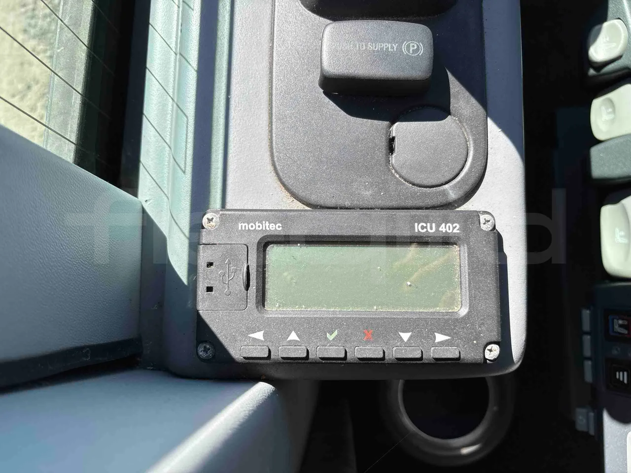 Scania M330 TDX1X3 - Euro6 - 331kW - 13mt - command unit indicators