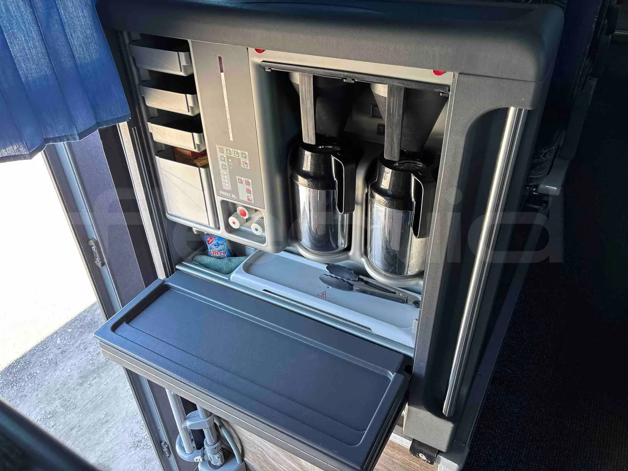 Scania M330 TDX1X3 - Euro6 - 331kW - 13mt - coffee machine accessories