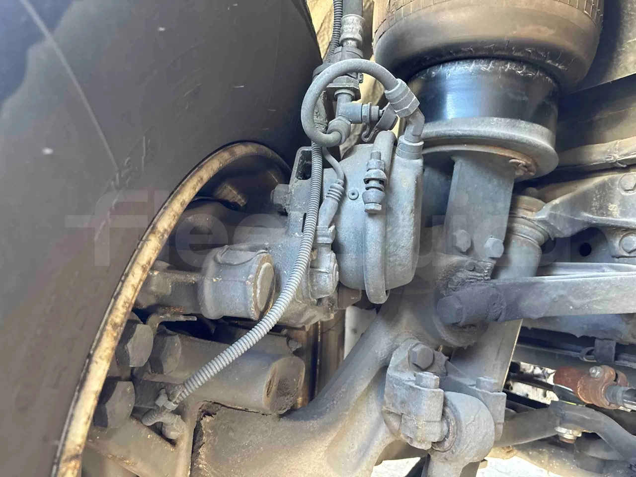 Scania M330 TDX1X3 - Euro6 - 331kW - 13mt - front brake calipers right