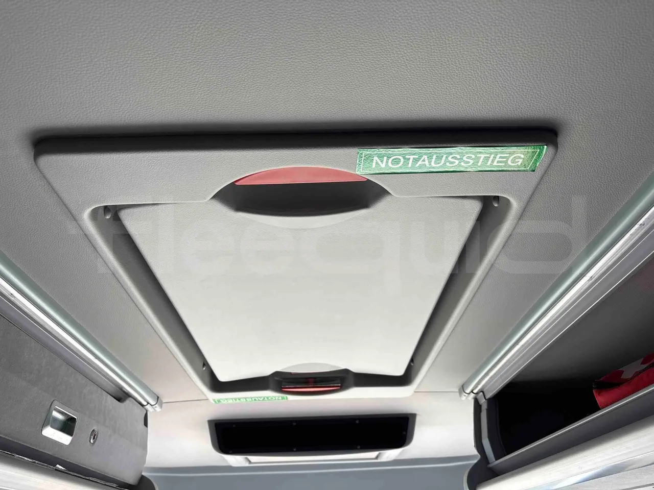 Scania M330 TDX1X3 - Euro6 - 331kW - 13mt - roof hatch 1