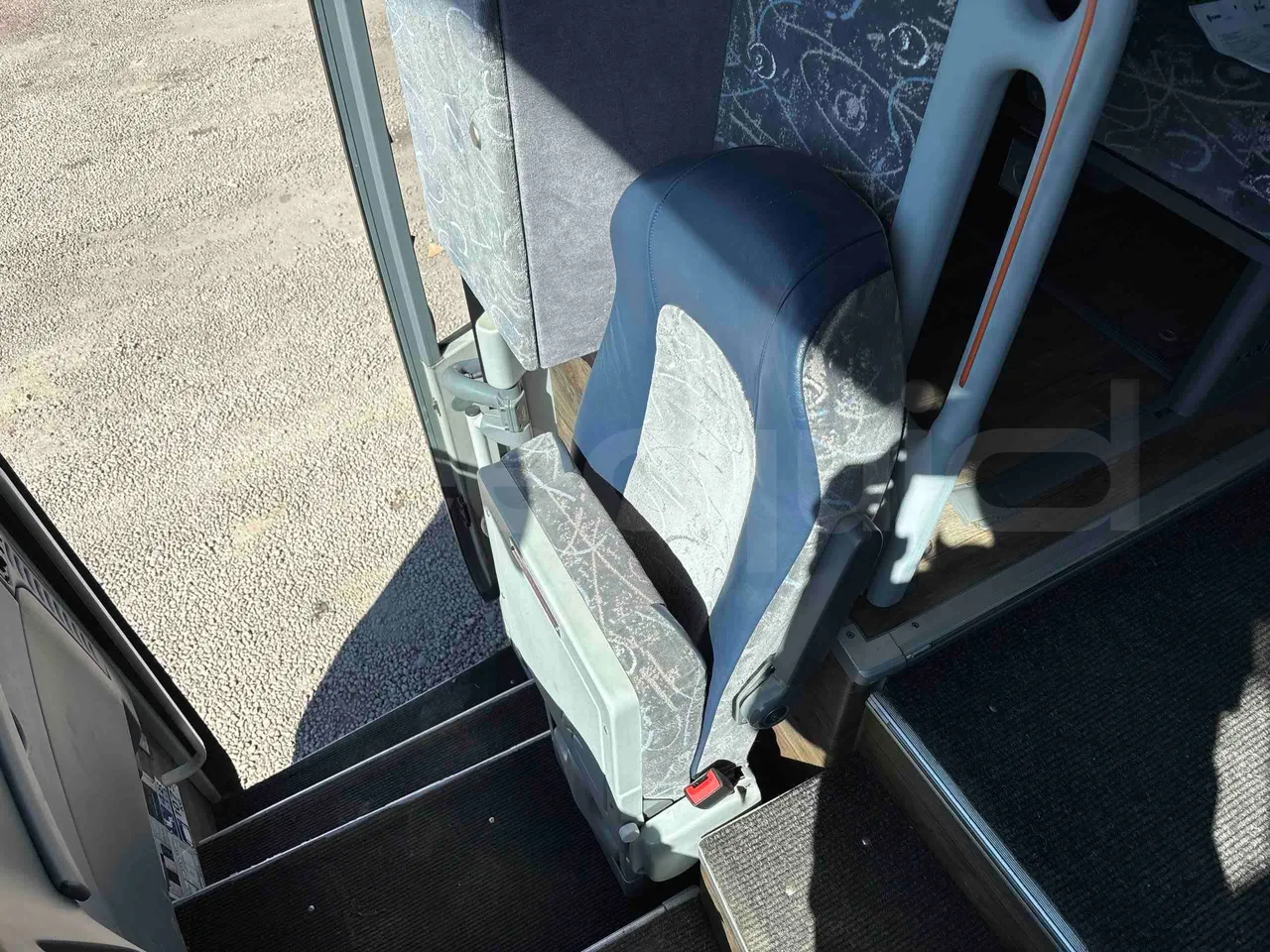 Scania M330 TDX1X3 - Euro6 - 331kW - 13mt - hostess seat photo