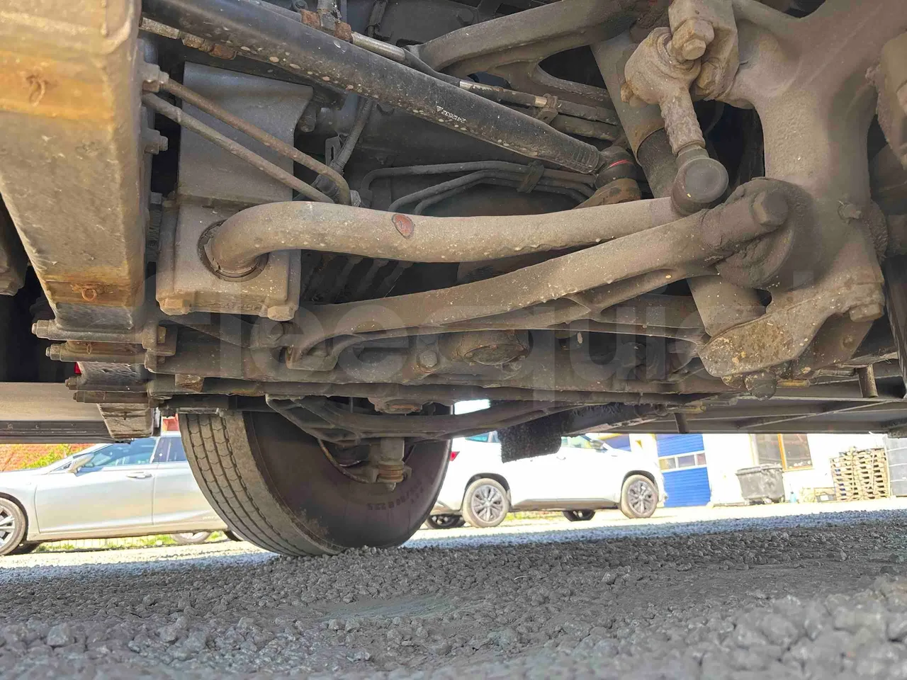 Scania M330 TDX1X3 - Euro6 - 331kW - 13mt - front axle left side