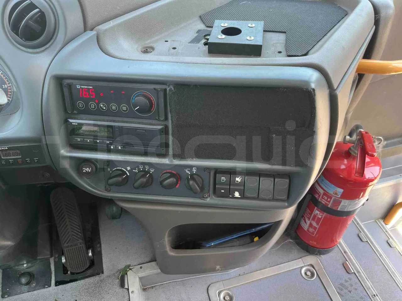 Iveco Crossway - radio accessories photo